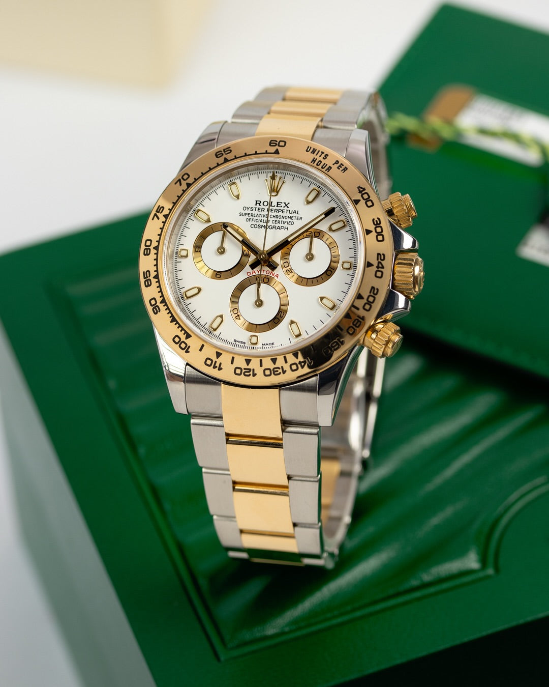ROLEX Cosmograph Daytona Men's Watch.